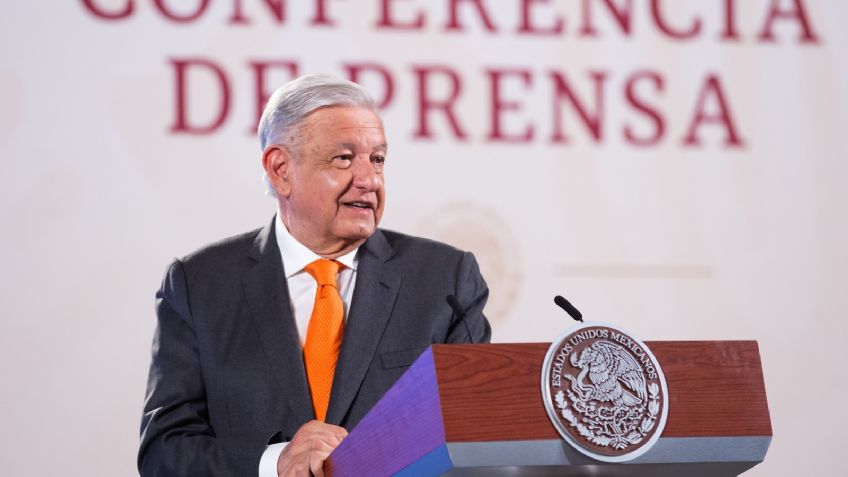 AMLO arremete contra agricultores que tomaron el Aeropuerto Internacional de Culiacán: "Corruptos"