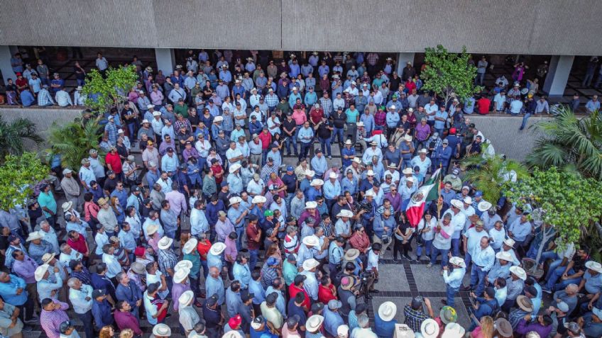 Agricultores levantan bloqueo en Aeropuerto Internacional de Culiacán: Buscan audiencia con AMLO