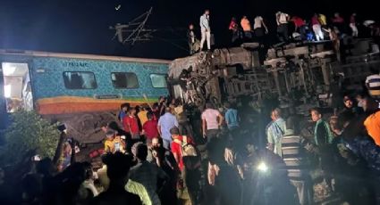 (VIDEO) Tragedia: Trenes en India chocan dejando más de 70 muertos y al rededor de 400 heridos