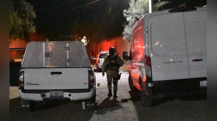 De múltiples puñaladas, hombre es asesinado a un costado de la carretera Juventino Rosas-Villagrán