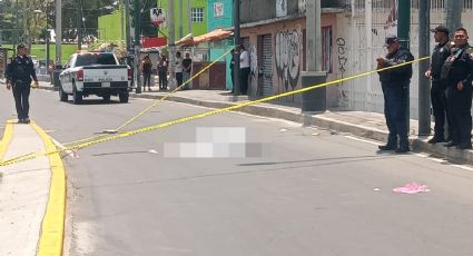 Fatídico accidente: Tráiler atropella a sujeto en calles de Iztapalapa; su cuerpo terminó destrozado