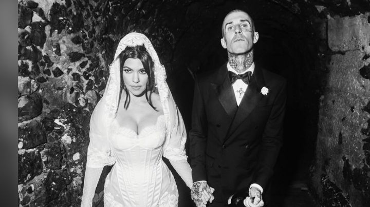 Sorpresa: Kourtney Kardashian y Travis Barker revelan el género de su bebé de esta impactante forma