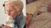 Abuelita recibe peluche a los 96 años y tierna reacción se vuelve viral; no tuvo juguetes en su niñez