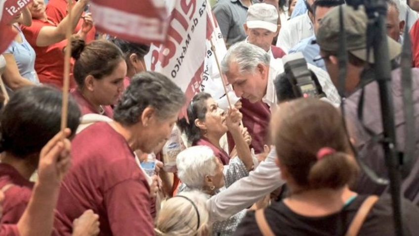 Adán Augusto López ofrece conferencia en Ciudad Obregón tras reunión con militantes en Navojoa