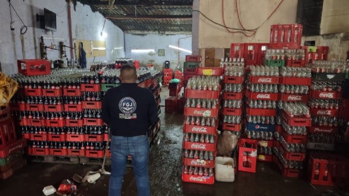 La Coca Cola pirata llega a La Paz, Estado de México ¿Quién está detrás de este negocio ilegal?