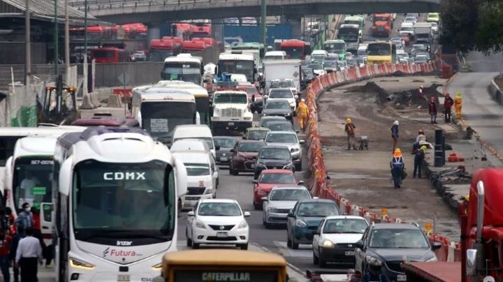 Heroicos: Oficiales de la CDMX evitan suicidio de un hombre en el paradero de Indios Verdes