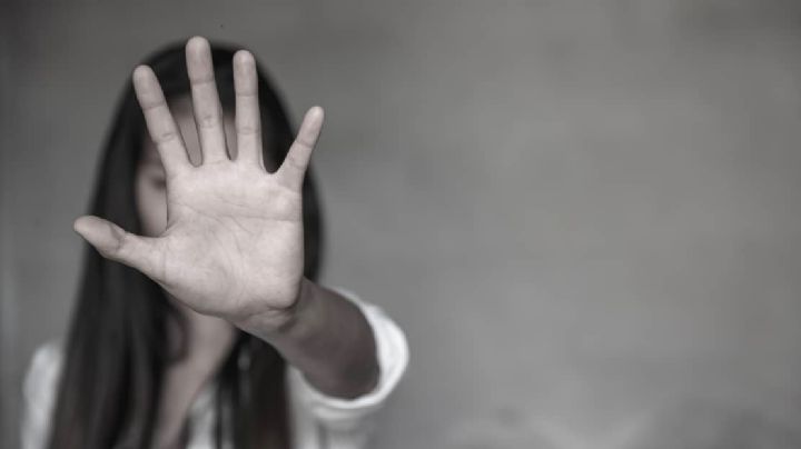 De no creer: Maestra del IPN evidencia a sus vecinos por tratar de atacarla con ácido; esto pasó