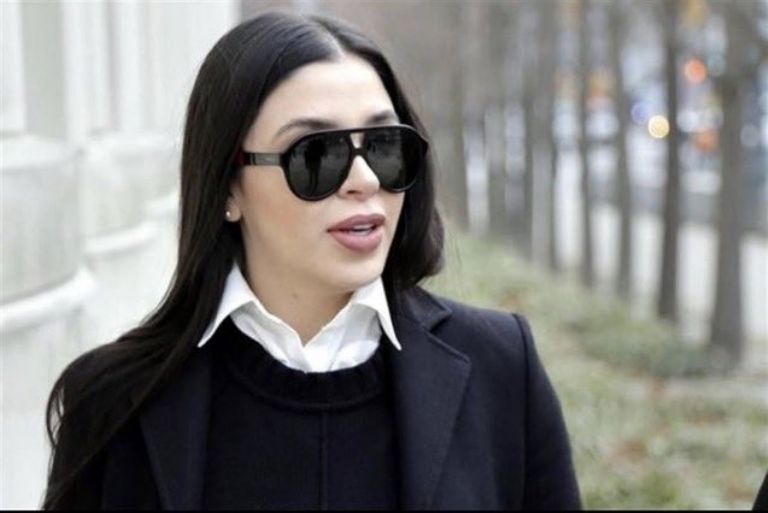 Emma Coronel sale de prisión