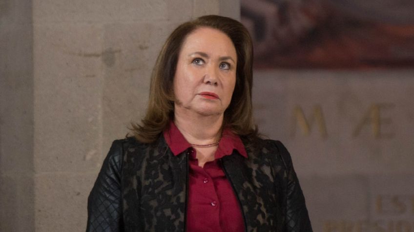 Yasmín Esquivel no se rinde y defiende su supuesta tesis, la UNAM pide terminar con la batalla legal