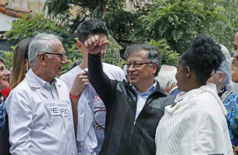 AMLO expresa apoyo a Gustavo Petro. Foto: Twitter