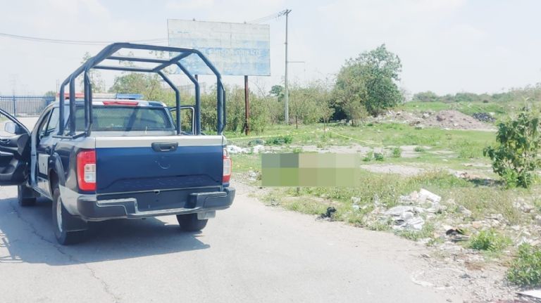 Cadáver en el Circuito Exterior Mexiquense
