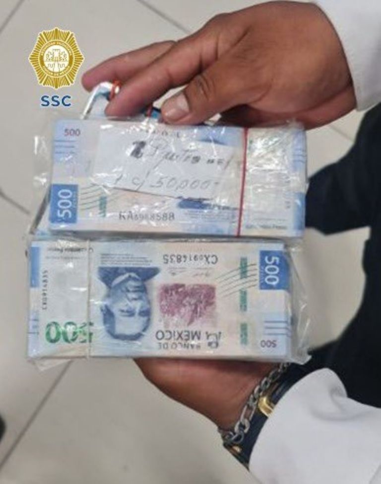 Policía devuelve 50 mil pesos