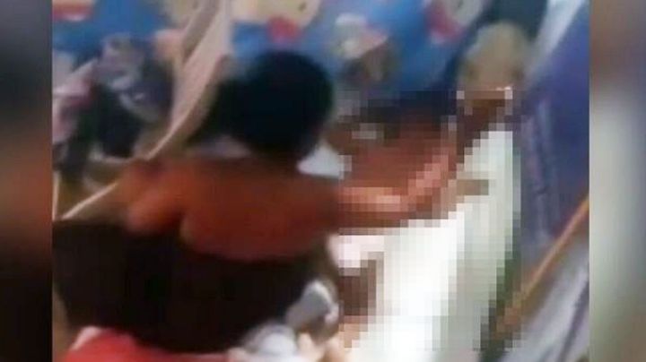 IMÁGENES FUERTES: Para que dejara de llorar, mujer golpea a bebé hasta dejarlo inconsciente