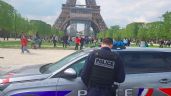 Espeluznante: Detienen a 2 sujetos en París acusados de abusar de una mexicana en la Torre Eiffel