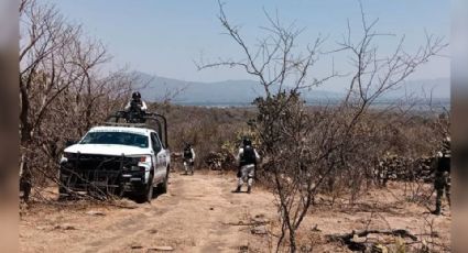 En medio de un predio baldío, abandonan el cuerpo de un hombre en Guanajuato; fue violentado