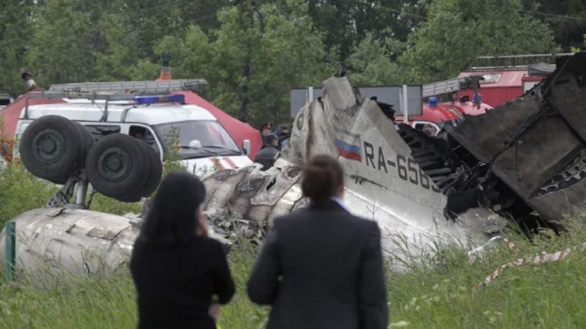 Imágenes fuertes: Avión se desploma y estrella en California, Estados Unidos; hay seis muertos