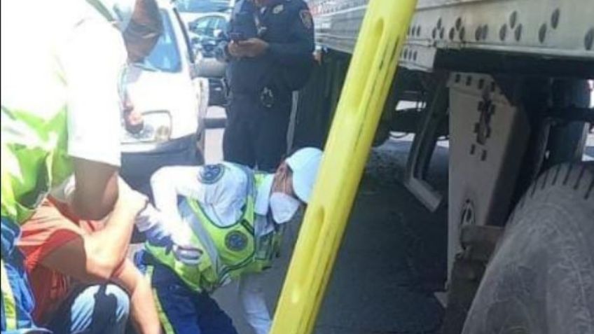 Tráiler atropella a abuelito en la alcaldía Gustavo A. Madero: El hombre queda debajo de la unidad