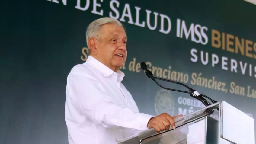Pacientes abandonan la salud pública con AMLO