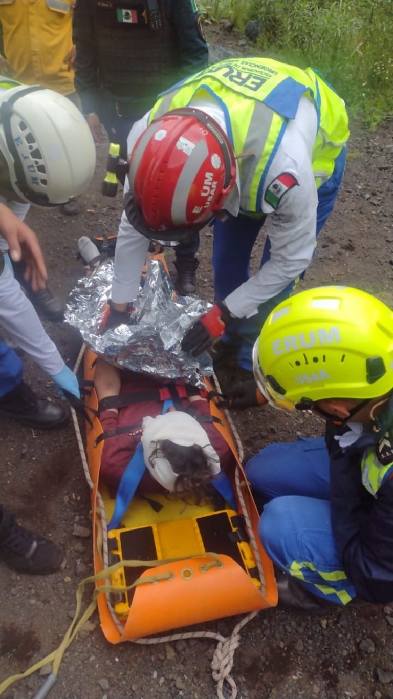 Sujeto cae al cráter del volcán Xitle