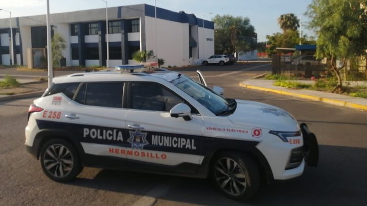 Emergencia en Hermosillo: Policía auxilia a mujer embarazada cuya fuente se rompió
