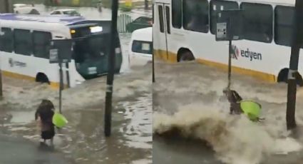 FUERTE VIDEO: 'Abuelita' fue arrastrada por la corriente tras intensa lluvia en el Edomex