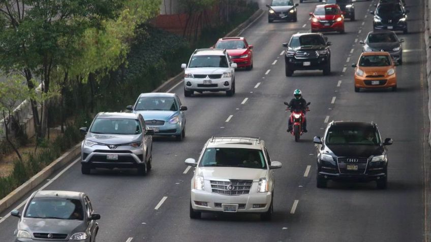 Para que 'libres' la multa: Estos son los autos que 'descansan' en CDMX y Edomex hoy