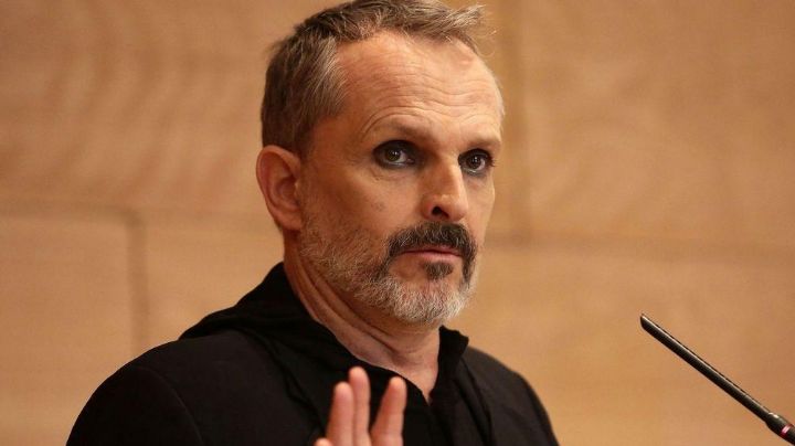 Miguel Bosé arremete contra periodista por cuestionarle su decisión de no dejar México