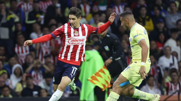 ¿Isaac Brizuela saldría de Chivas? Dos equipos estarían interesados en ficharlo