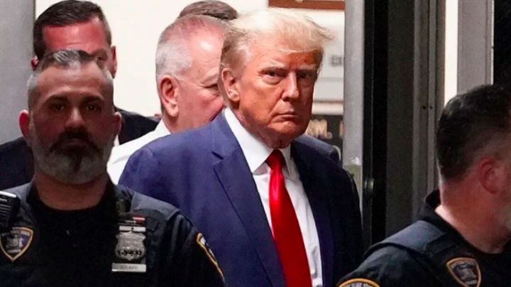 ¿A un paso de la cárcel? Donald Trump adelanta que se entregará a las autoridades este día