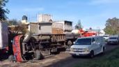 Se acaba el guacamole: Tráiler cargado con aguacate vuelca en la autopista México-Puebla