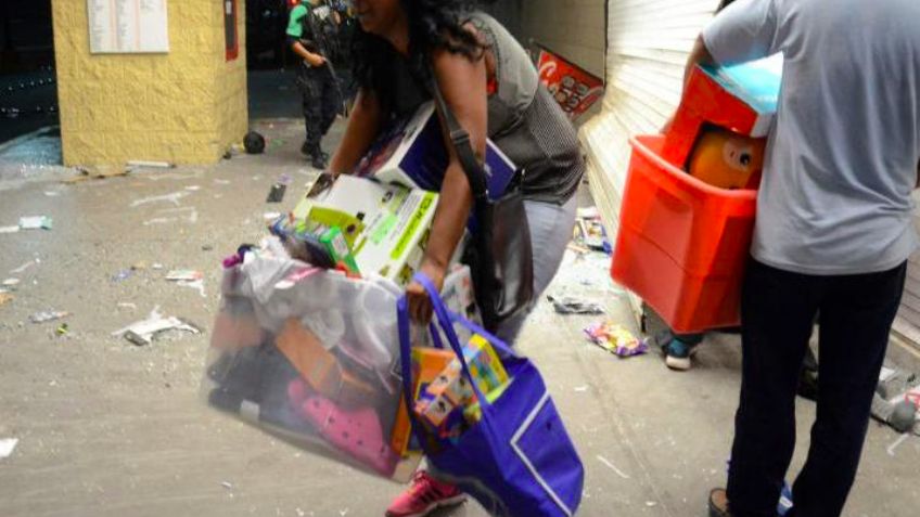 VIDEOS: Aumentan los saqueos de tiendas en Argentina; autoridades esto declaran