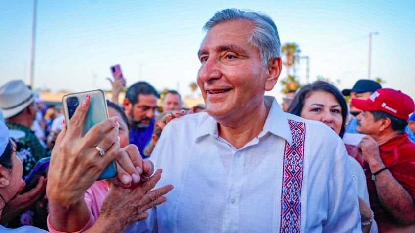 Tras fuerte codazo a diputada, Adán Augusto López afirma: "No me arrepiento"