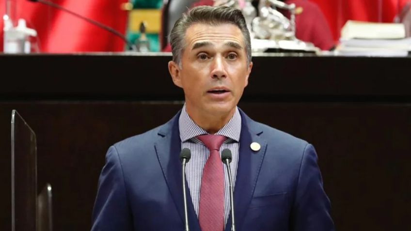 Sergio Mayer arremete contra reportero de Televisa y lo calla por este impactante motivo