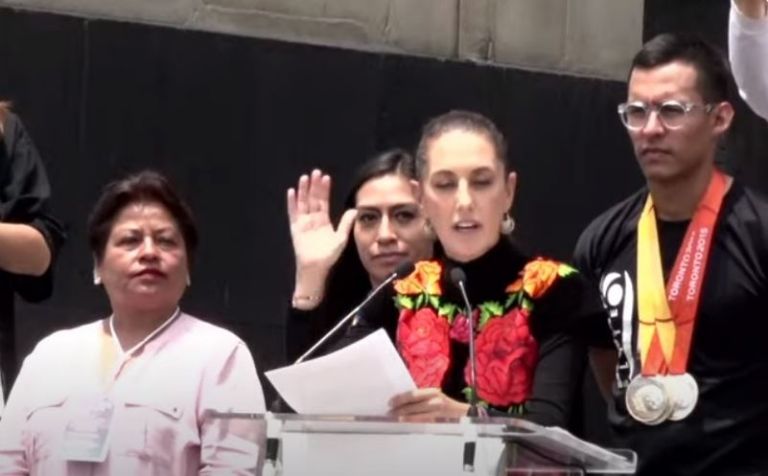 Claudia Sheinbaum en el Monumento a la Revolución