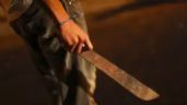 Menor de edad ataca con un machete a su mejor amiga luego que ésta lo 'bateara'