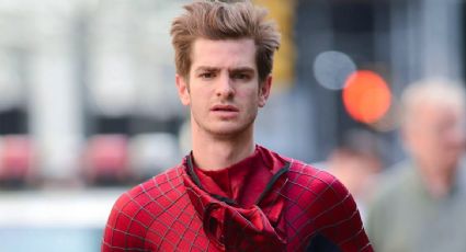 ¡Atrapado! Captan al actor Andrew Garfield con otro hombre; FOTO se hace viral en redes sociales