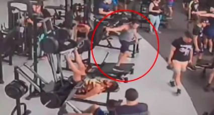 FUERTE VIDEO: Hombre en Brasil sufre terrible accidente tras caerle una máquina de gimnasio encima