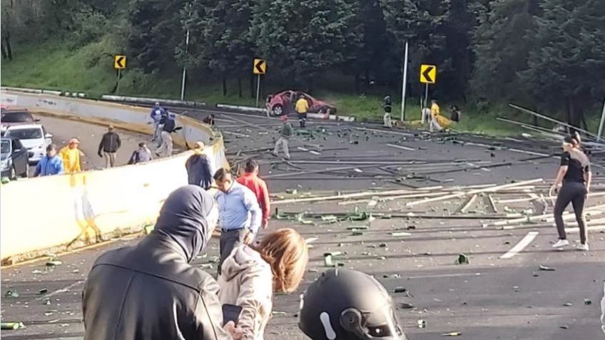 Caos en la autopista México-Cuernavaca por volcadura en 'La Pera'; un lesionado al momento