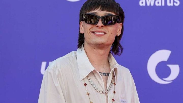 Detienen al encargado de colgar las narcomantas contra Peso Pluma en Tijuana