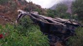 (VIDEO) Trágico accidente deja 24 muertos en Perú: Un camión cae en abismo de 200 metros