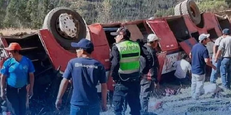 24 muertos en Perú tras accidente