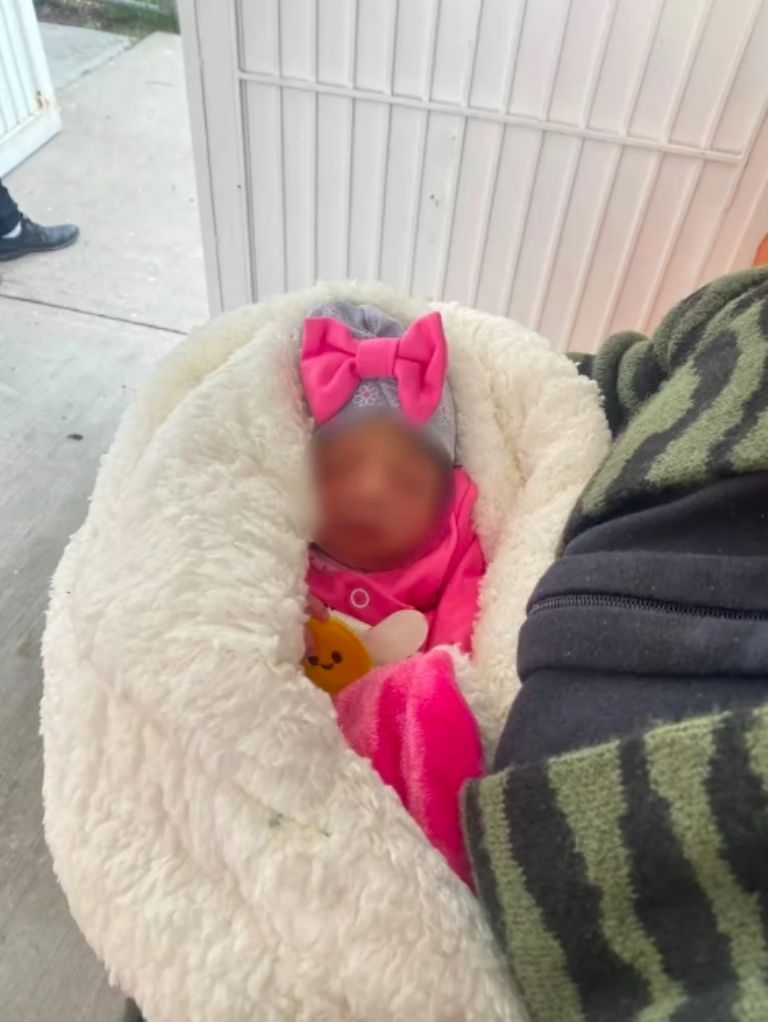 Bebé recién nacida