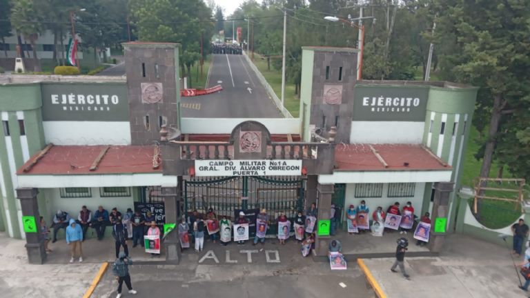 Manifestación por Ayotzinapa en Conscripto