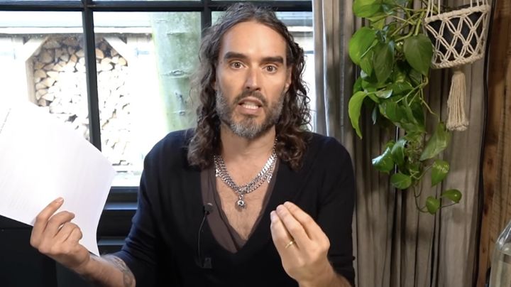 Russell Brand recibe nuevo golpe; otra mujer acusa al ex de Katy Perry de abuso sexual
