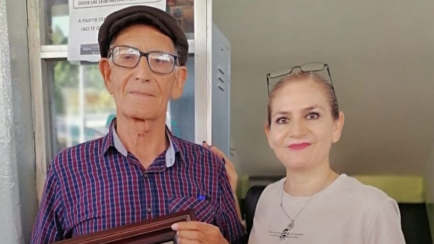 Lombardo Ríos Ramírez, profesor de Ciudad Obregón, se despide de las aulas en Navojoa