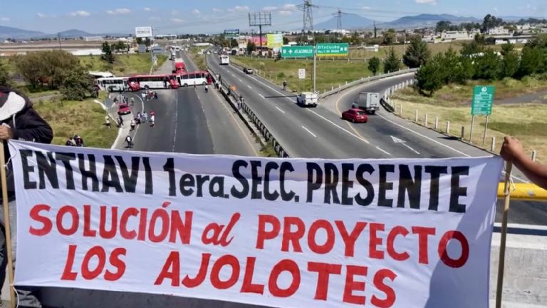Bloquean la Toluca-Atlacomulco