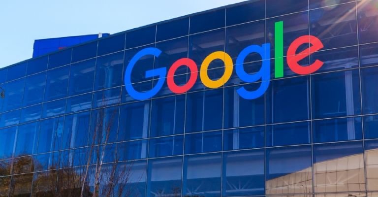 Google sugiere reforzar seguridad tras ataques masivos a cuentas de Gmail