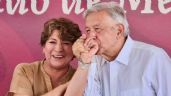 VIDEO: Así besó AMLO la mano de Delfina Gómez y de la alcaldesa de Texcoco durante evento