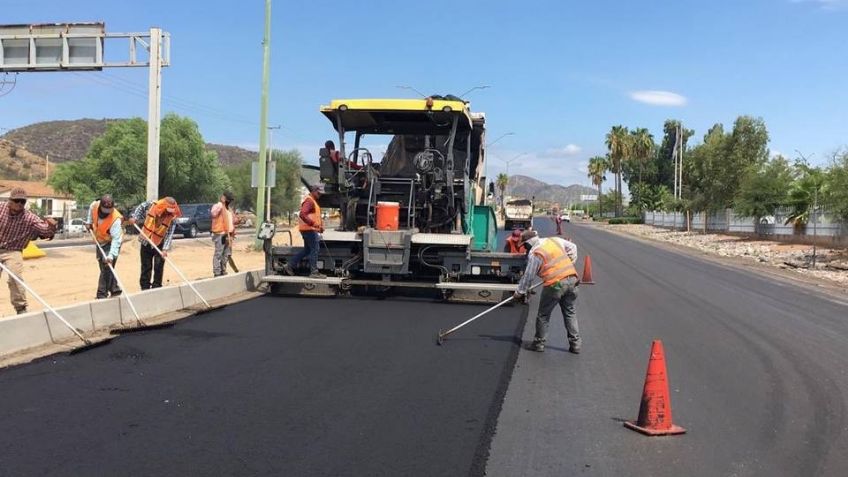 Pavimentan más de 300 mil metros cuadrados con recursos de autos 'chocolate' en Sonora