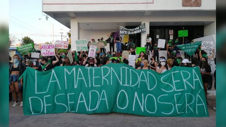 Feministas de Ciudad Obregón celebran despenalización del aborto en todo el país